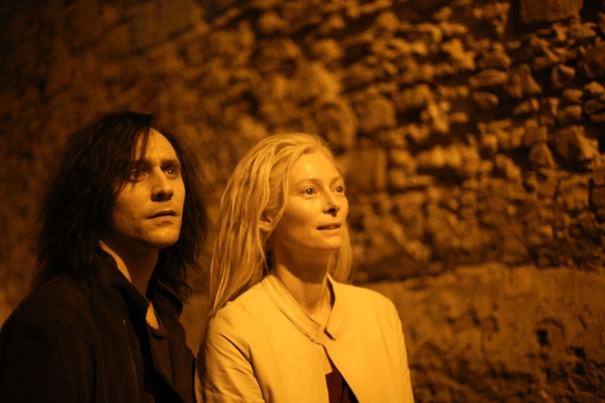 Only-Lovers-Left-Alive-Critique-Image-3